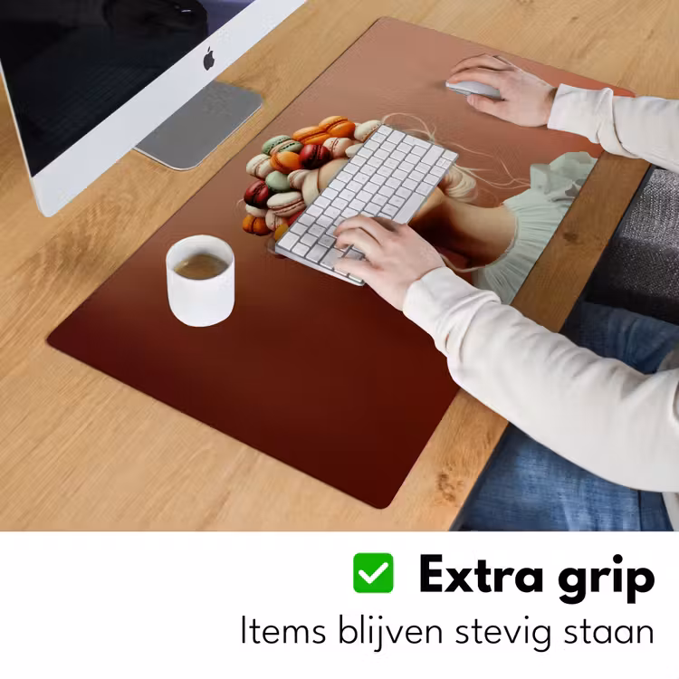 Vrouw - Macarons - Bril Muismat XXL klein -sfeer3