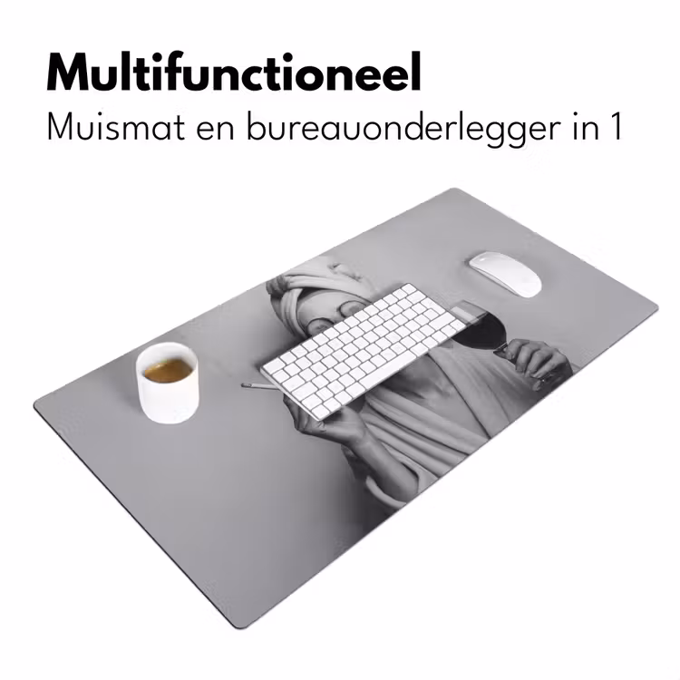 Vrouw - Masker - Wijn - Sigaret Muismat XXL klein -sfeer4