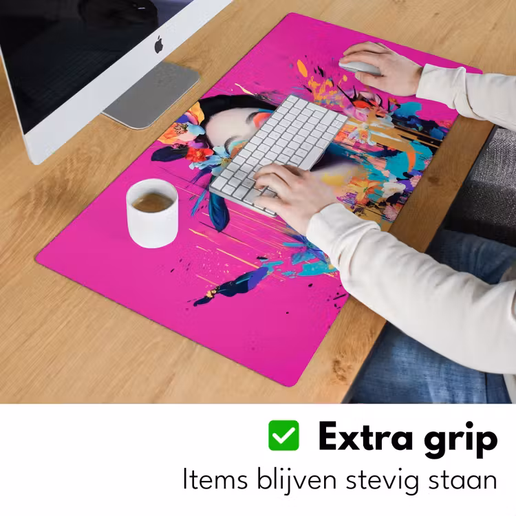 Vrouw - Portret - Abstract - Paars Muismat XXL klein -sfeer3