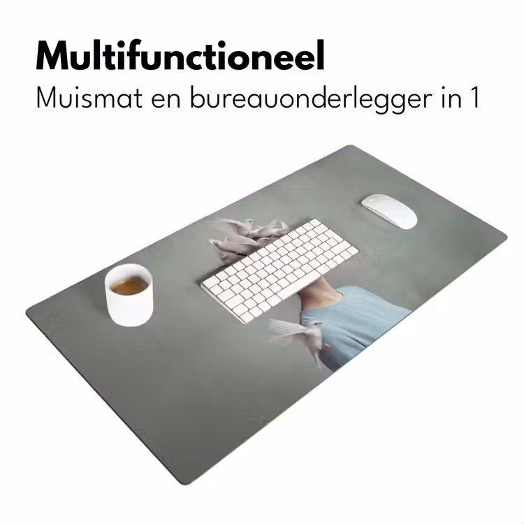 Vrouw - Vogels - Abstract - Modern - Wit Muismat XXL klein -sfeer4