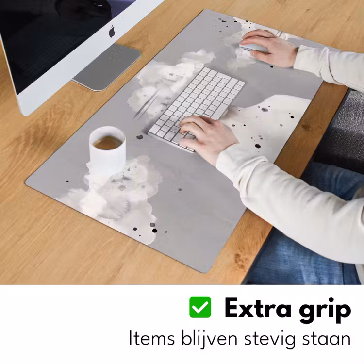 Vrouw - Wolk - Grijs Muismat XXL klein -sfeer3