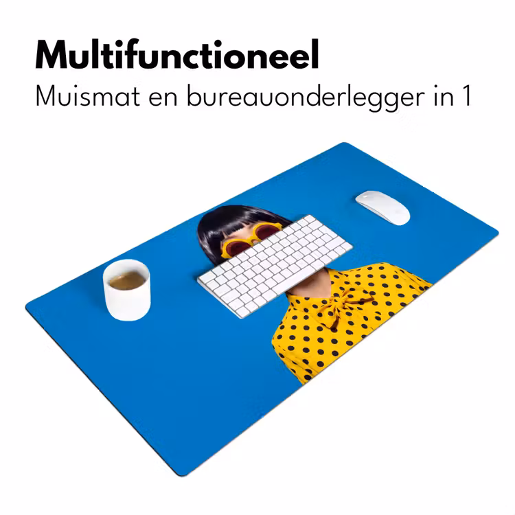 Vrouw - Zonnebril - Pop Art - Portret - Geel Muismat XXL klein -sfeer4