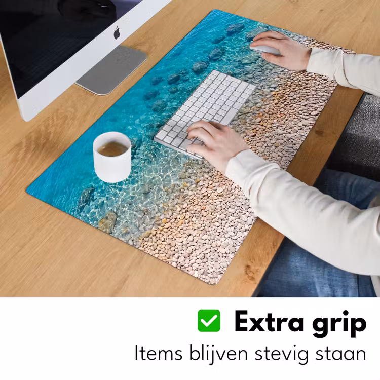 Water - Kiezels - Natuur - Levendig - Turkoois Muismat XXL klein -sfeer3