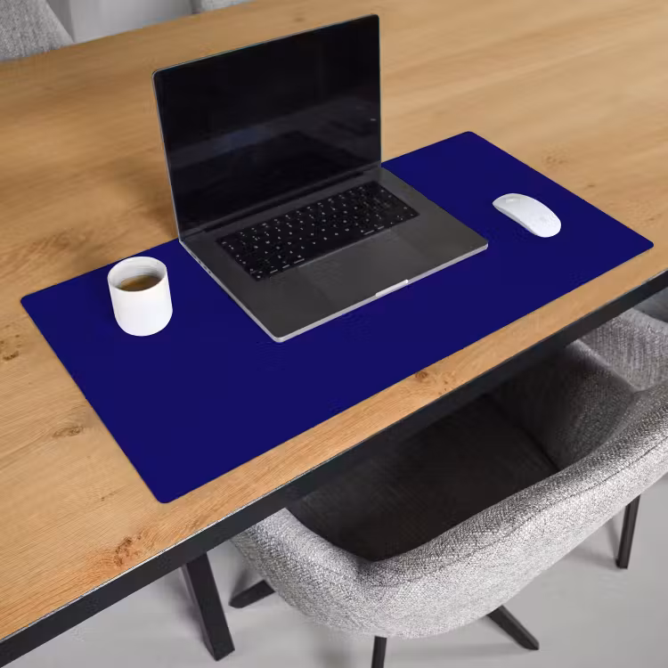 Why not - Blauw - Handgeschreven Muismat XXL klein -sfeer1