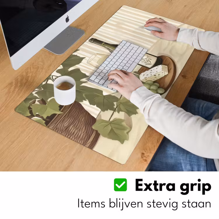 Wijn - Druiven - Kaas - Bladeren Muismat XXL klein -sfeer3