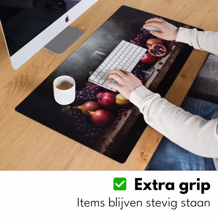 Wijn - Fruit - Stilleven Muismat XXL klein -sfeer3