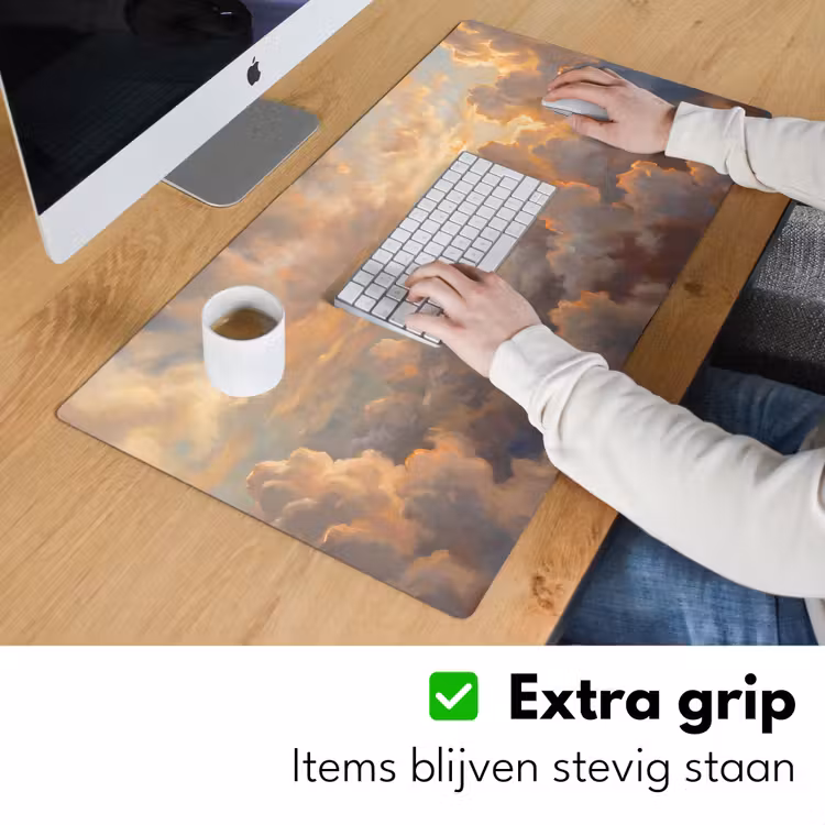 Wolken - Zonsondergang - Natuur - Abstract - Goud Muismat XXL klein -sfeer3