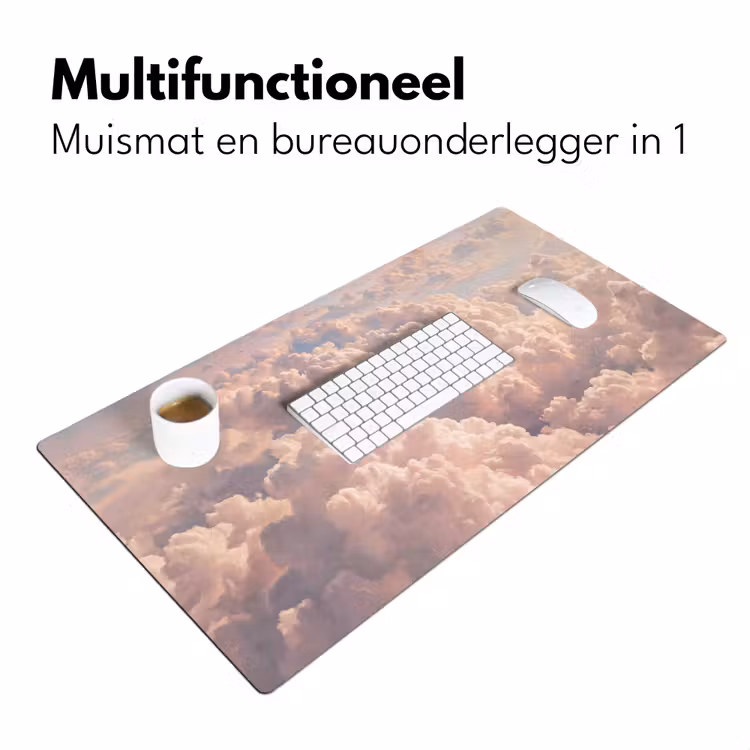 Wolken - Zonsondergang - Natuur - Pastel - Roze Muismat XXL klein -sfeer4