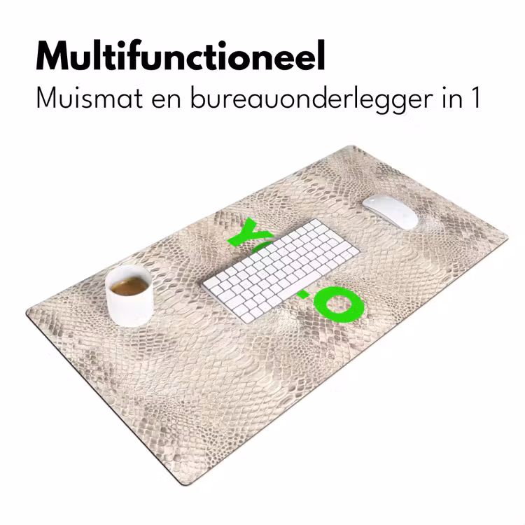 YOLO - Groen - Neon - Slangenprnt Muismat XXL klein -sfeer4