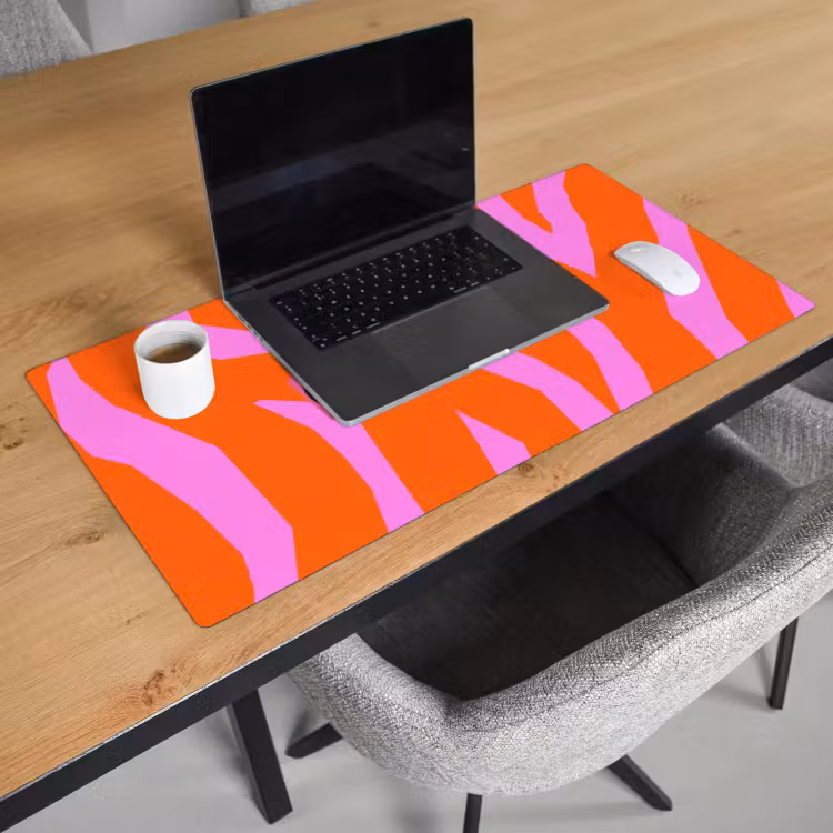 Zebraprint - Grafisch - COOL - Oranje Muismat XXL klein -sfeer1