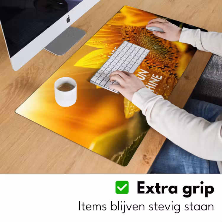 Zonnebloem - Close up - Geel - Quote Muismat XXL klein -sfeer3