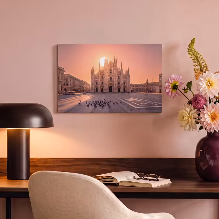 Architectuur - Milaan - Plein - Zonsopgang - Oranje canvas 2cm klein -sfeer4
