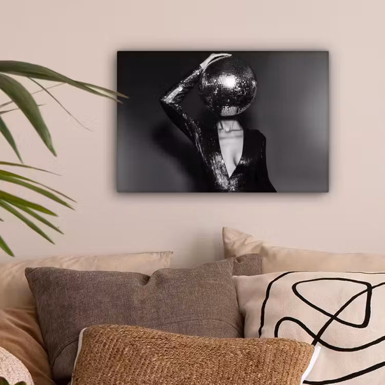 Discobal - Gezicht - Glamour - Zwart canvas 2cm klein -sfeer1
