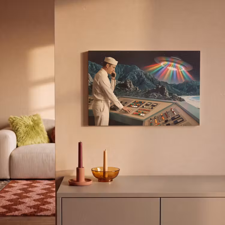 Canvas schilderij - Man - Controlekamer - Strand - Man - Controlekamer - Strand canvas 2cm klein
