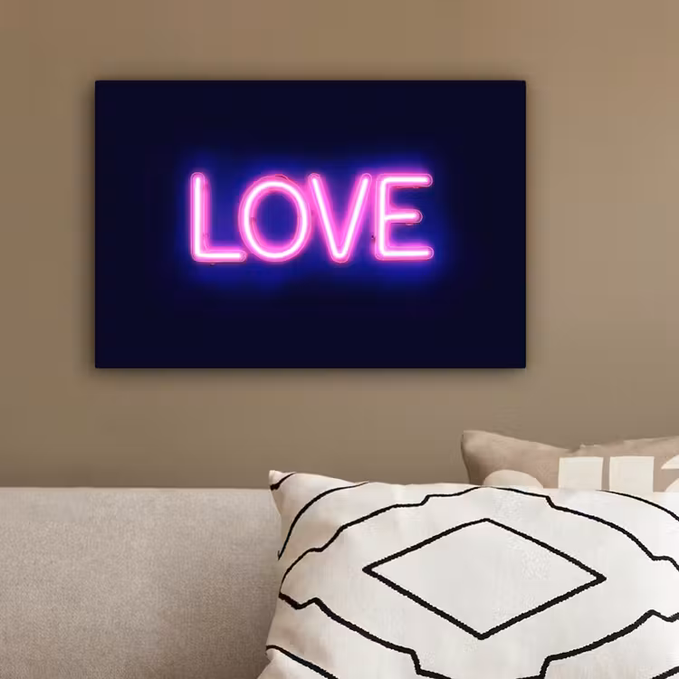 Neon - Love - Valentijn canvas 2cm klein -sfeer3