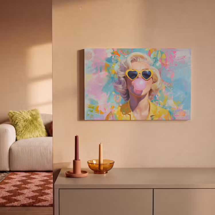 Vrouw - Blond - Roze kauwgom - Kleurrijk - Pastel canvas 2cm klein -sfeer1