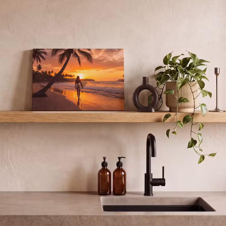 Vrouw - Surfplank - Strand - Zonsondergang - Oranje canvas 2cm klein -sfeer3