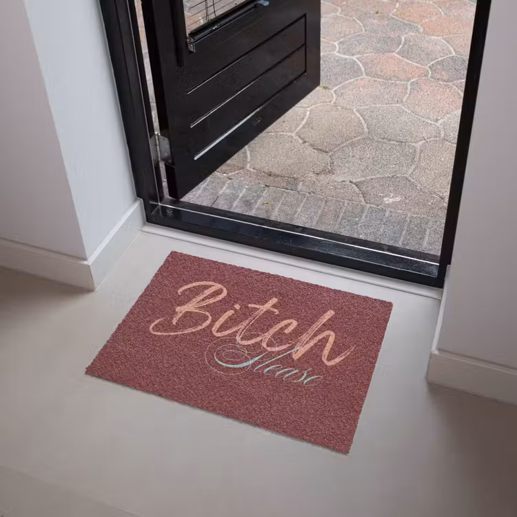 Bitch please - Rood - Blauw Deurmat klein -sfeer5