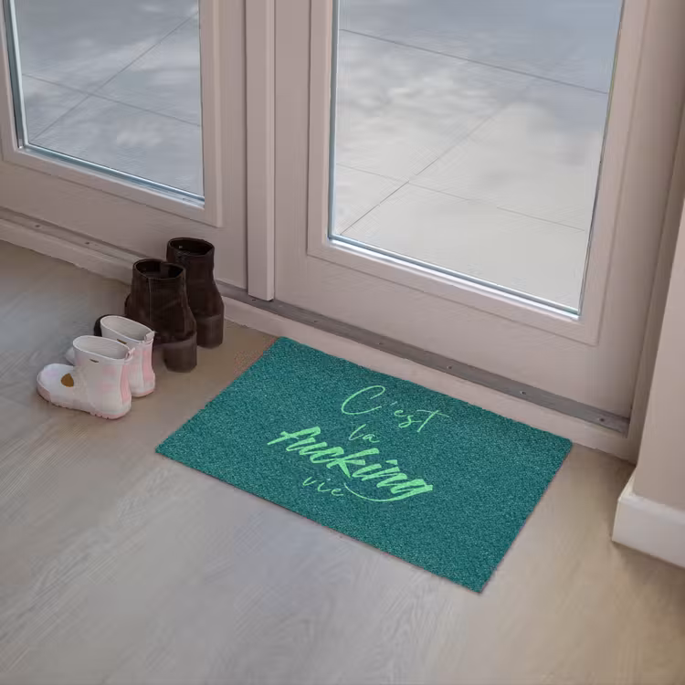c'est la fucking vie - Groen - Handgeschreven Deurmat klein -sfeer3