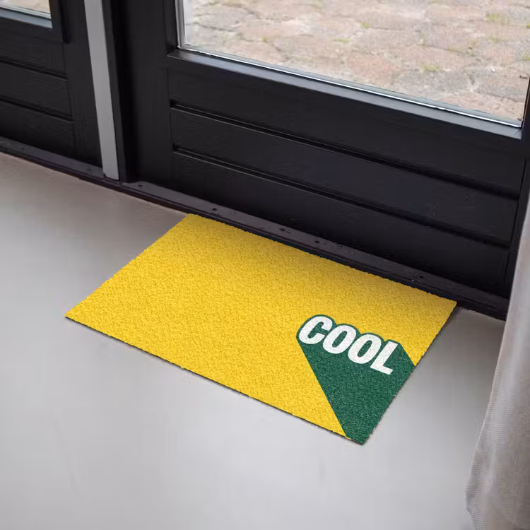 Cool - Geel - Groen Deurmat klein -sfeer2