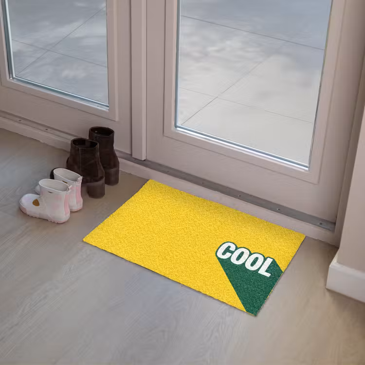 Cool - Geel - Groen Deurmat klein -sfeer3