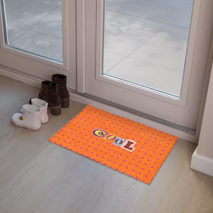 Cool - Stippen - Oranje Deurmat klein -sfeer3