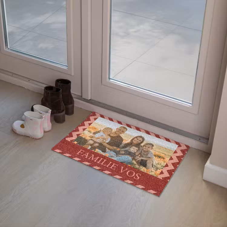 Familie - In - Patroon - Terracotta - Foto Deurmat klein -sfeer3