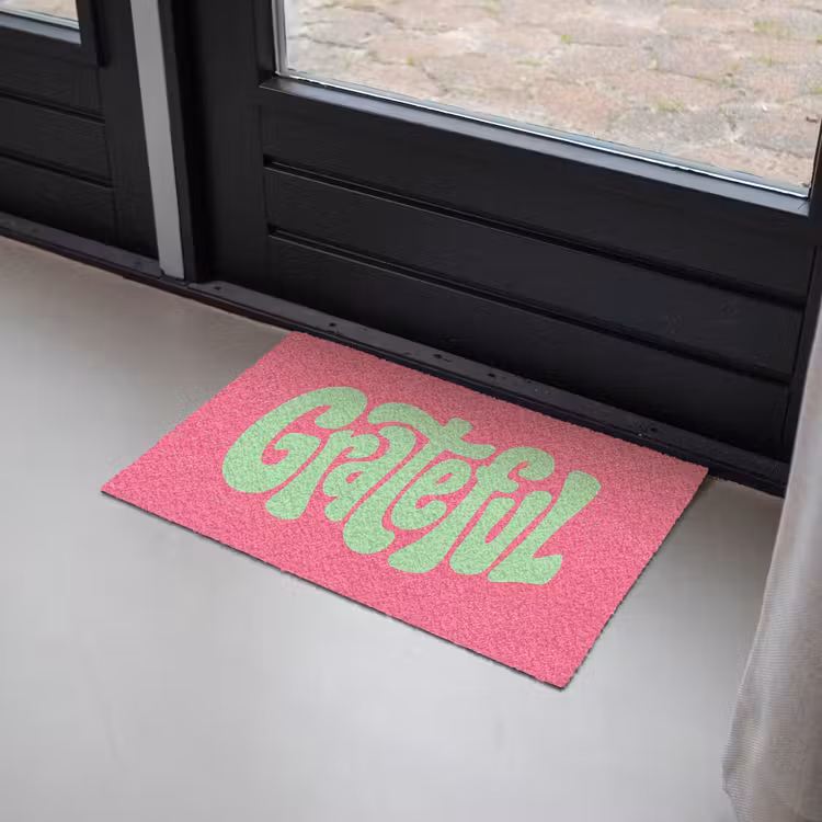Grateful - Groen - Grafisch - Vloeiend Deurmat klein -sfeer2