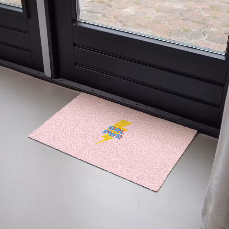 Grl pwr - Bliksem - Roze Deurmat klein -sfeer2
