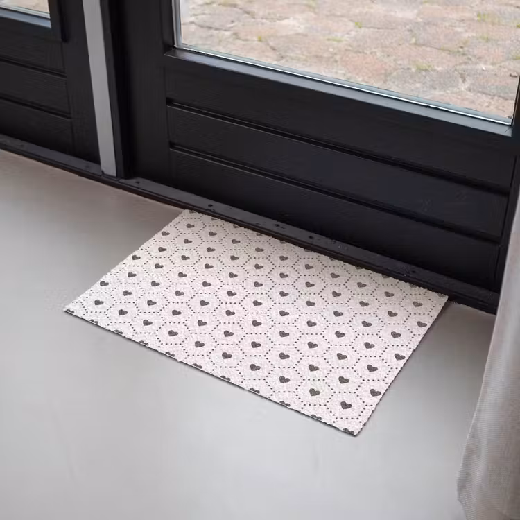 Hexagon - Patroon - Hartjes - Beige Deurmat klein 898 -sfeer2