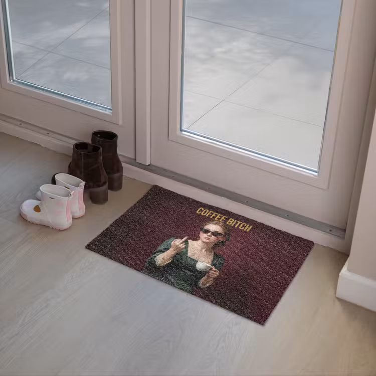 Koffie - Vrouw - Middelvinger Deurmat klein -sfeer3