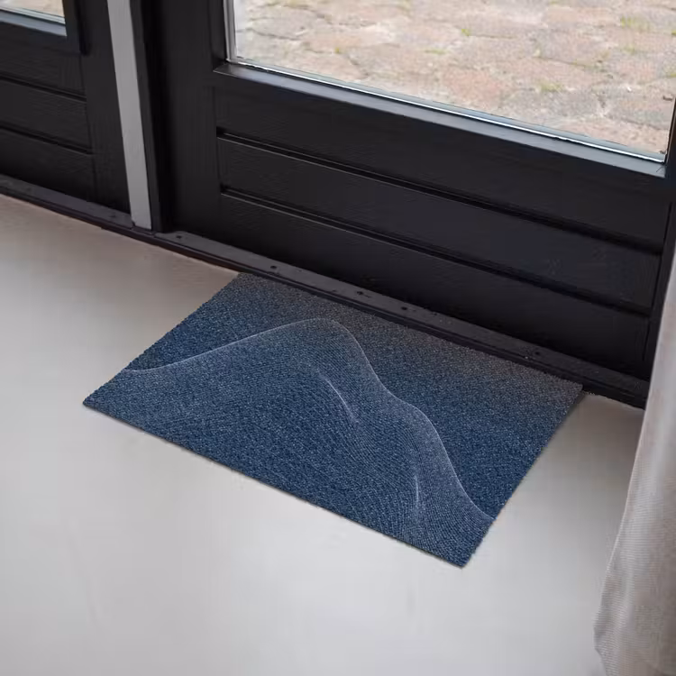 Lijnen - Abstract - Blauw - Wit Deurmat klein -sfeer2