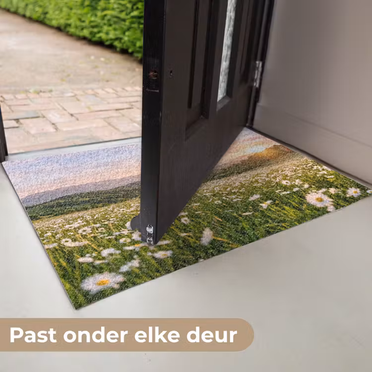 Madelief - Veld - Heuvels - Groen Deurmat klein -USP_NL