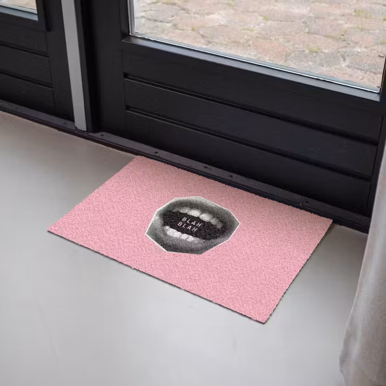 Mond - BLAH BLAH - Roze Deurmat klein -sfeer2