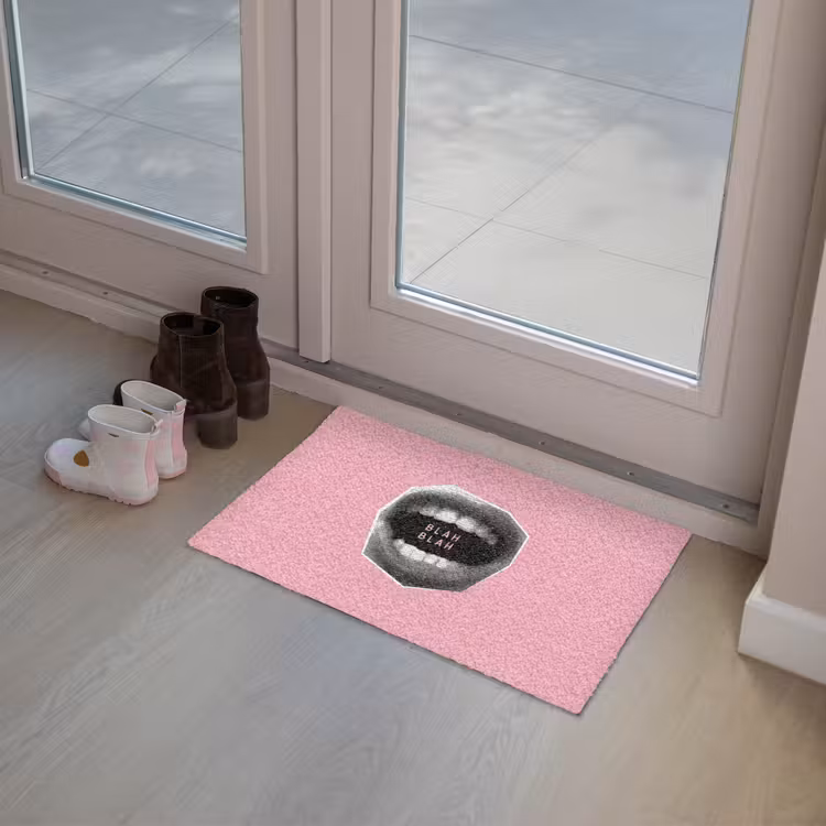Mond - BLAH BLAH - Roze Deurmat klein -sfeer3