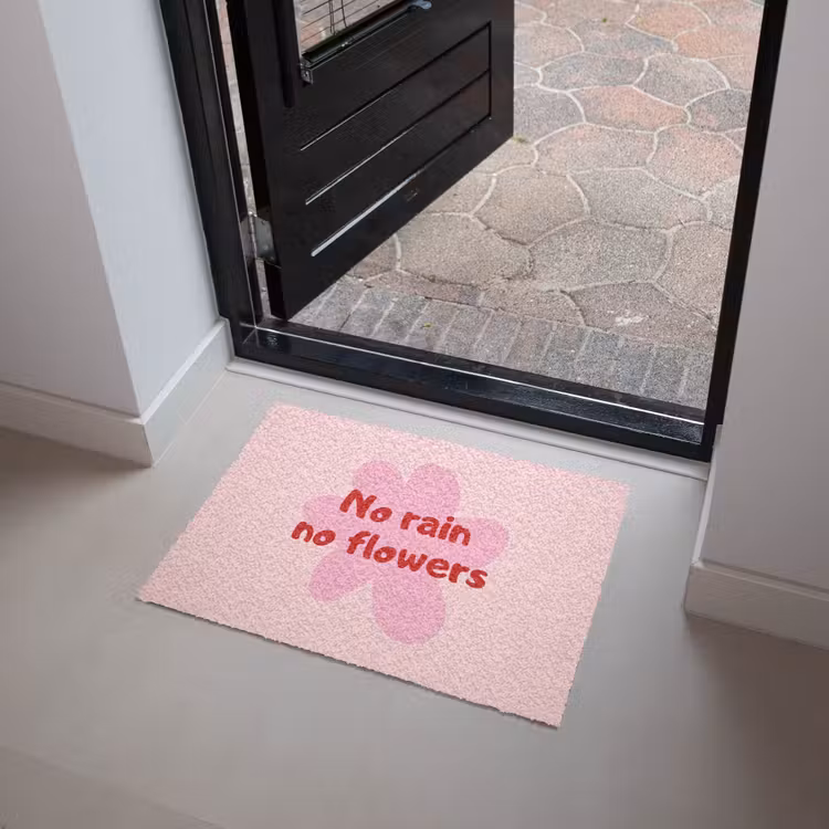 No rain no flowers - Bloem - Roze Deurmat klein -sfeer5
