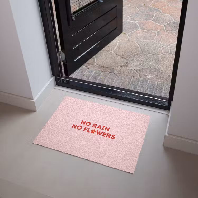 No rain no flowers - Minimalistisch - Roze - Bloem Deurmat klein -sfeer5