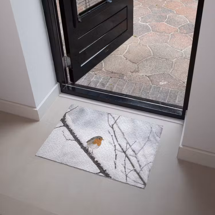Roodborstje - Tak - Sneeuw - Winter - Levendig Deurmat klein -sfeer5