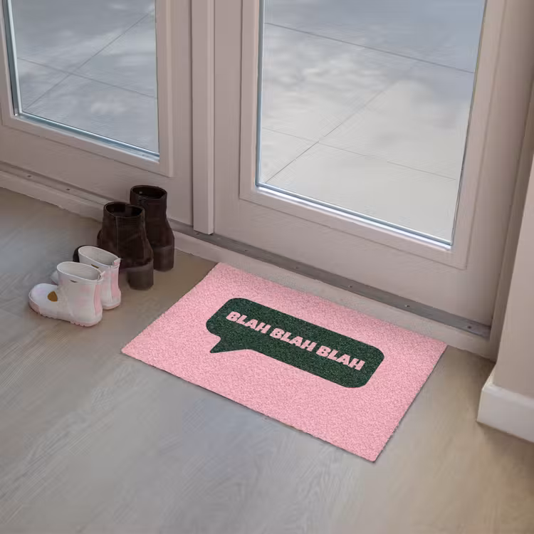 Roze - Tekstwolk - Groen - BLAH BLAH BLAH Deurmat klein -sfeer3