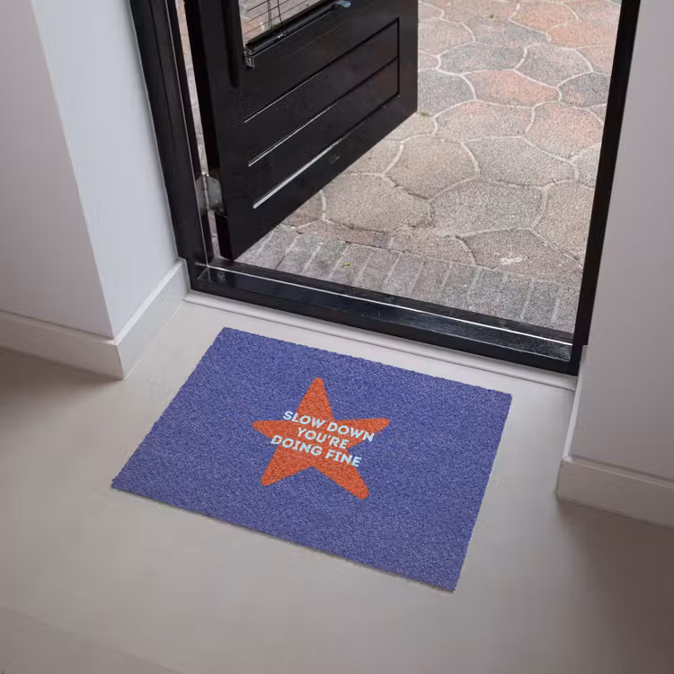 Slow down you're doing fine - Ster - Blauw Deurmat klein -sfeer5