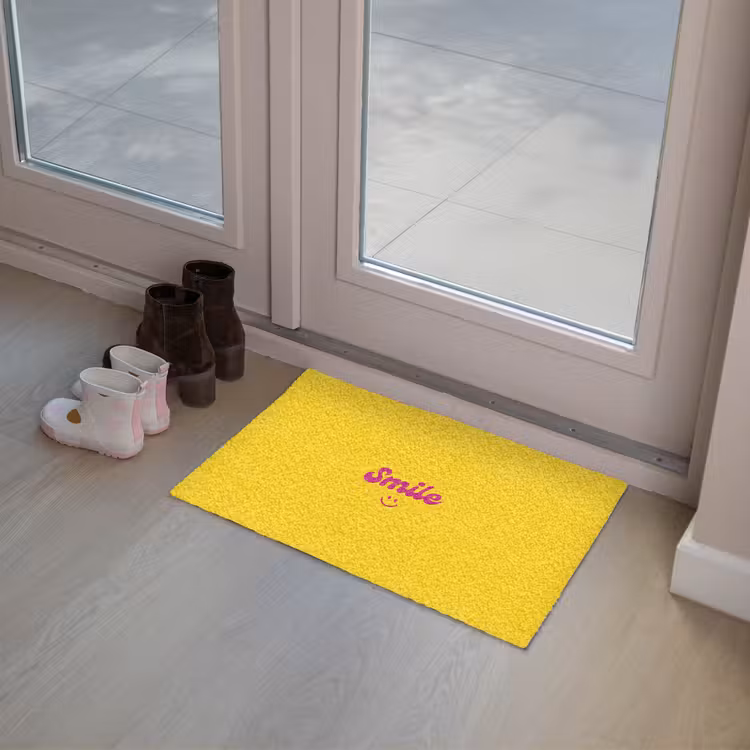 Smile - Geel - Roze Deurmat klein -sfeer3
