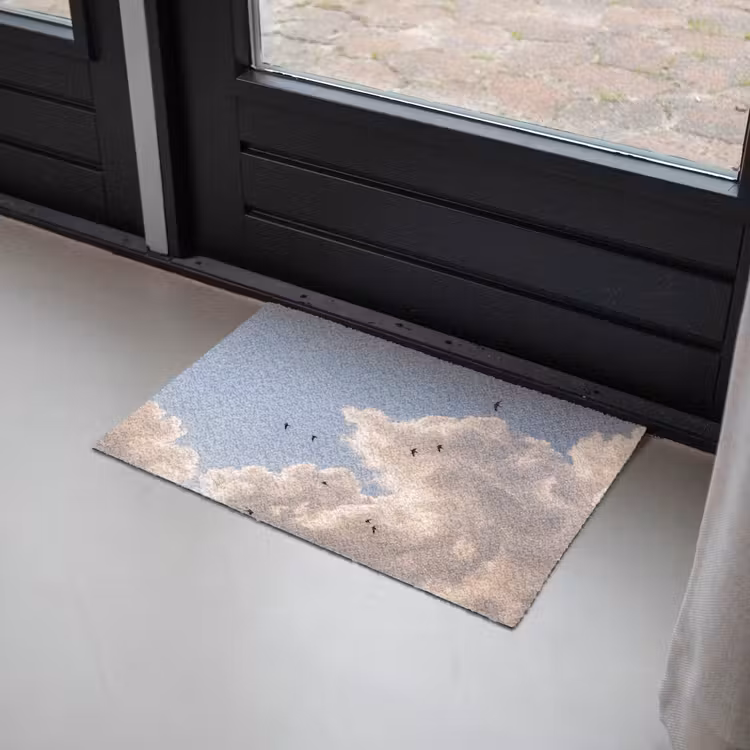 Vogel - Vlucht - Wolken - Natuur - Blauw Deurmat klein -sfeer2