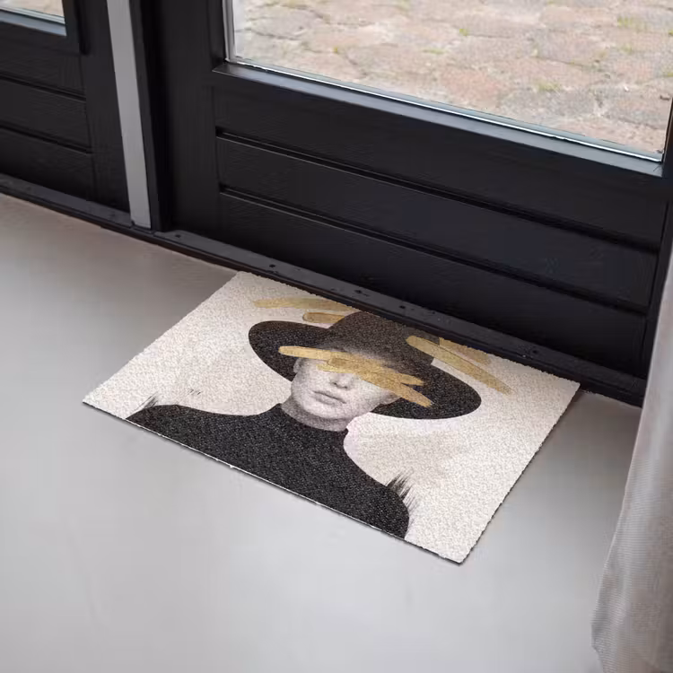 Vrouw - Portret - Modern - Goud - Kunst Deurmat klein -sfeer2