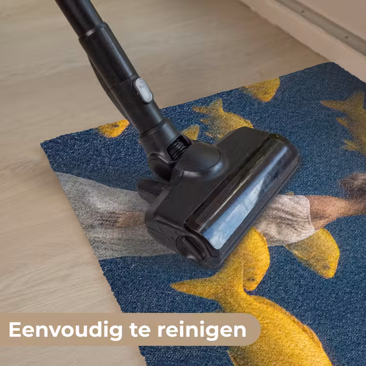 Vrouw - Vis - Water - Natuur - Geel Deurmat klein -reinigen_NL