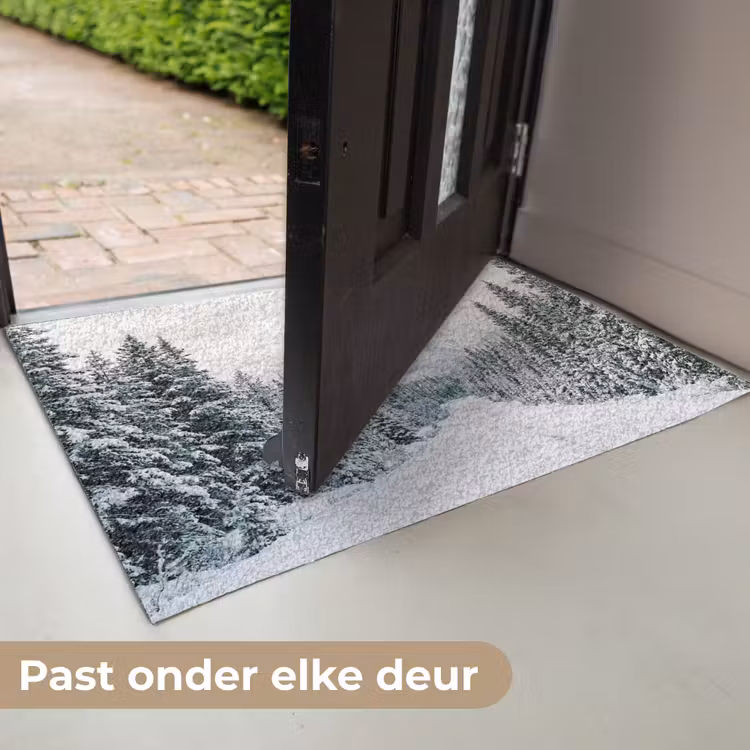 Weg - Sneeuw - Naaldbos - Winter - Avontuurlijk Deurmat klein -USP_NL