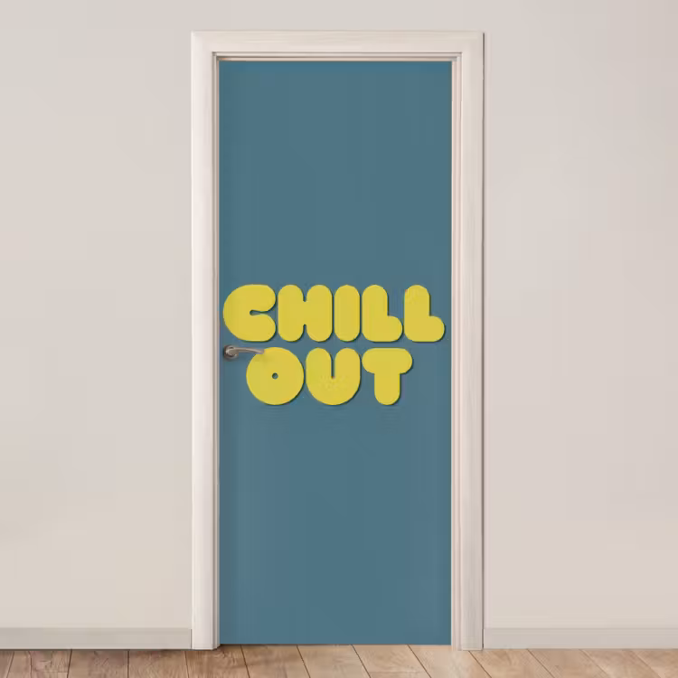 Chill out - Geel - Blauw deurposter klein -3d_beige