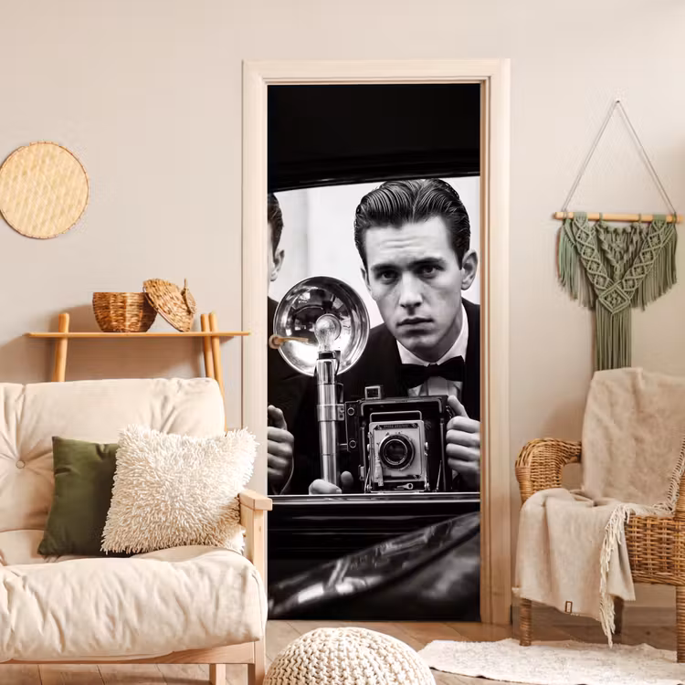 Fotograaf - Camera - Vintage - Journalistiek - Zwart-wit deurposter klein -sfeer2