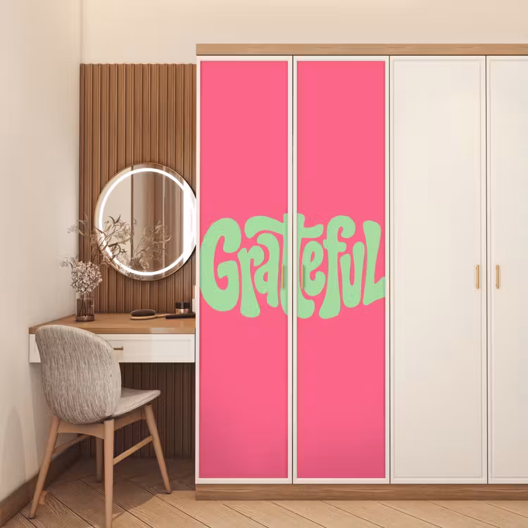 Grateful - Groen - Grafisch - Vloeiend deurposter klein -sfeer3