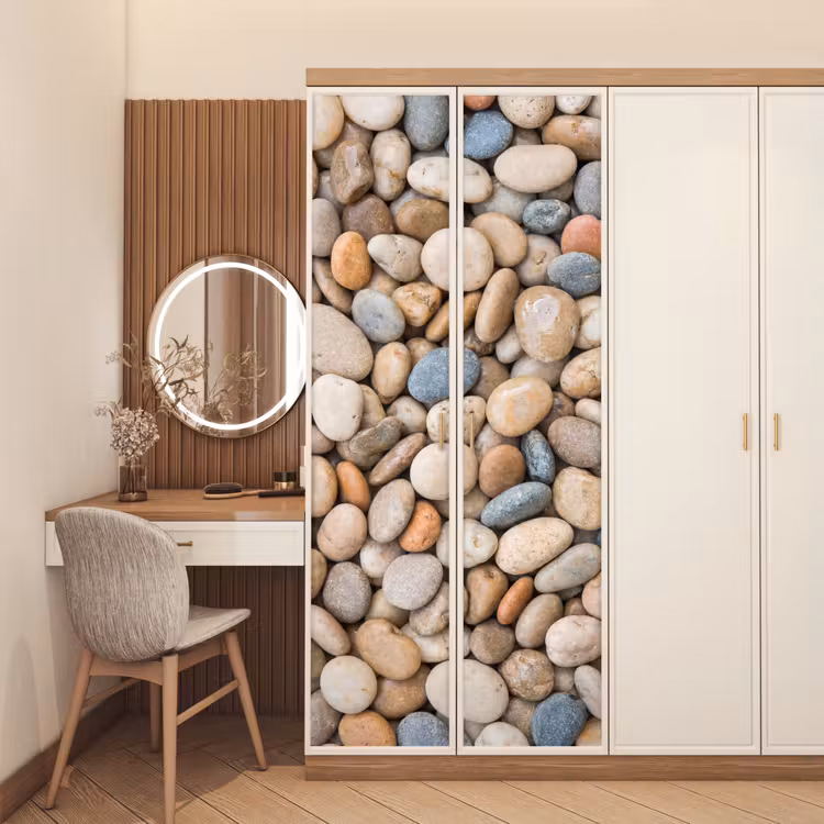 Kiezelstenen - Natuur - Textuur - Beige - Grijs deurposter klein -sfeer3