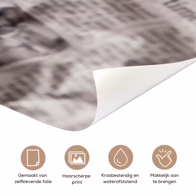 Krant - Gekreukeld - Textuur - Vintage - Zwart-wit deurposter klein -closeup_NL